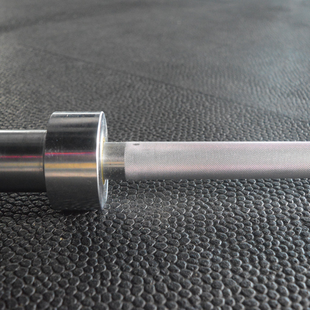 7ft Olympic Bar 700lbs + collars included 7ft olympic bar